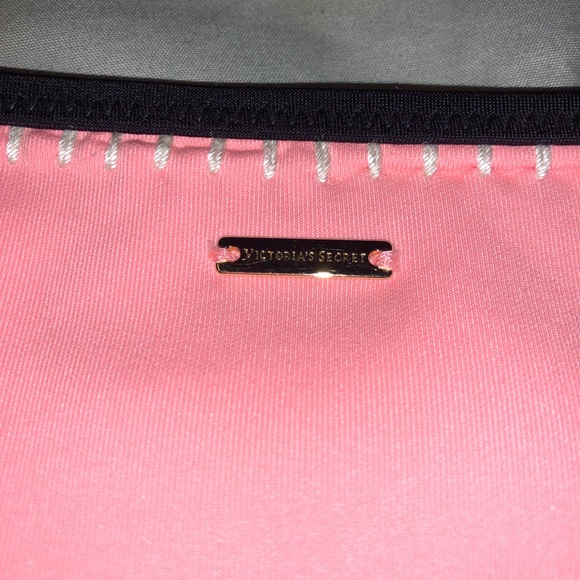 VS Bikini - Picture 3 of 4